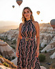 sukienki maxi damskie Elegancka sukienka wieczorowa maxi na halter rozkloszowana - M1091 1