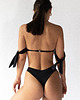stroje kąpielowe i kostiumy kąpielowe damskie TROPIKO SWIMWEAR - CAPRI BANDEAU TOP czarny 4