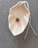 wisiory Handmade naszyjnik z koralików z plecioną poziomką truskawką 1
