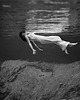 fotografia Plakat Vintage - Pływająca, fot. Toni Frissell 1