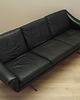 sofy i szezlongi Sofa skórzana czarna, lata 60, Eran M 5