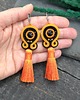 kolczyki soutache Kolczyki sutasz kolorowe pomarańczowo czarne wiosenne Cleo z chwostem 1