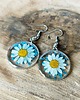 kolczyki z żywicy MAGIA ŻYWICY - kolczyki niebieska MARGARETKA 4