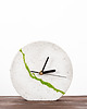 zegary Okrągły betonowy zegar stołowy/ścienny z chrobotkiem reniferowym- jasny 2