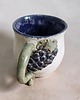kubki Duży ceramiczny kubek z winogronkiem 1