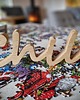 napisy dekoracyjne i tabliczki Drewniany napis Chill z drewna, stojący dąb 4
