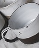 kubki i filiżanki Czarny kubek ceramiczny z kamionki 1