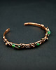 bransoletki wire wrapping Miedziana bransoleta mankietowa z agatami 1