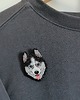 broszki Broszka Husky, ręcznie haftowana koralikami 1