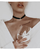 chokery Choker na wstążce z naturalną perłą Daisy 2