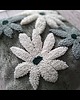 poduszki plecione Poduszka kwiaty punch needle boho natural 1