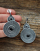 kolczyki soutache Czarno- srebrne spirale kolczyki soutache 4