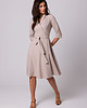 sukienki midi damskie Sukienka kopertowa z kołnierzem szalowym-beżowa(B-255) 1