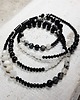 korale Czarno-biały długi sznur korali kors2 4