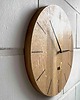 zegary Minimalistyczny zegar z litego drewna dębowego z czarnymi znacznikami 1