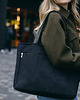 torby na ramię Torba NA LAPTOP Shopper z czarnego nubuku tapicerskiego 2