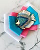 broszki Brosza z Kolekcji FISH z Rybką wysadzaną kryształkami 2