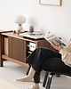 komody i szafki JAMM LOW 111 - szafka pod gramofon i płyty winylowe, lite drewno orzechowe 4