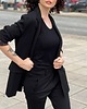 spodnie materiałowe damskie Czarne spodnie z zakręconą nogawką EMILIE 1