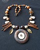 wisiory Wisiorek w kolorach ziemi w stylu boho z ręcznie wypalanej ceramiki handmade 3
