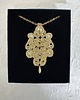 wisiory Unikatowy złoty wisior soutache z kryształami 2