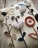 poduszki plecione Poduszka kwiaty punch needle boho natural 1