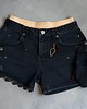 szorty damskie Ręcznie przerobione szorty Calvin Klein z koronką i detalami 2