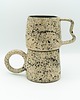 kubki Ceramiczny kubek z falistym uszkiem 2