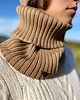 szale damskie Komin merino w prążki Soft Snood - ciemny beż 3