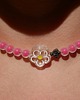 chokery Naszyjnik choker duży kwiat z pszczołą z hematytu 1