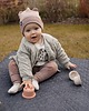 spodnie dla niemowlaka Beżowe legginsy z serduszkami 2
