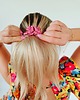 gumki do włosów Gumka jedwabna, scrunchie, frotka truskawkowy róż MIDI 1