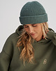 czapki damskie Krótka czapka prążkowana zielona 3