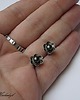 kolczyki wire wrapping Kwiatuszki perłowe -navy 3