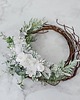 wianki bożonarodzeniowe Asymetryczny wianek z białymi kwiatami (26cm) 3