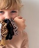 gumki do włosów Jedwabna scrunchie gumka frotka mini biała 2