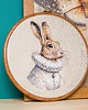Ozdoby na ścianę Sir Rabbit,  haft w oprawie 20 cm 1