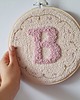 obrazy i plakaty do pokoju dziecięcego Personalizowana literka na ścianę w stylu boho 3