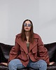 płaszcze damskie Krótki trencz oversize marsala 2