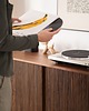 komody i szafki TONN 101 HIGH - szafka pod gramofon, lite drewno orzechowe 5