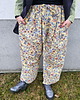 spodnie materiałowe damskie Spodnie Flower Power 1