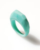 pierścionek z żywicy kanciak miętowy 1