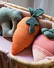 poduszki do pokoju dziecka Poduszka rzodkiewka Ramona the Radish Lorena Canals 3