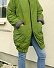 kurtki damskie Ciepła lekka kurtka zielona  z kapturem na suwak 1