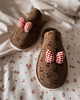 kapcie damskie Kapcie damskie pełne z nadrukiem Cherry z retro kokardą 1