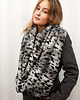 szale damskie OPATULACZ CHAPOOSIE Wild Gray 1