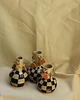 wazony Wazon w kratkę z zawieszkami. Ceramiczny wazon ręcznie robiony 3