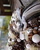 wianki bożonarodzeniowe Świąteczny wianek srebrno-biały naturalny 3