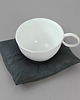kubki i filiżanki Biała filiżanka na grafitowej poduszce - M 1