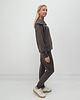 komplety damskie Anisa minimalistyczny lekko dopasowany komplet spodnie i bluza - Chocolate 2